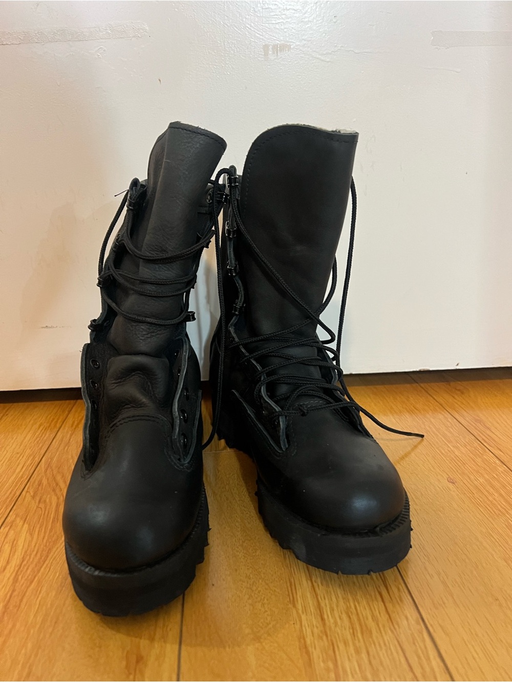Men's Black Lace-Up Tactical Combat Boots